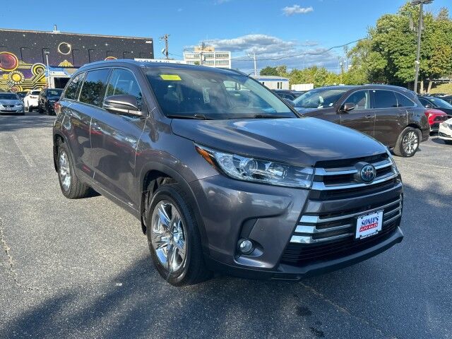 2018 Toyota Highlander Hybrid Limited Platinum Worcester MA