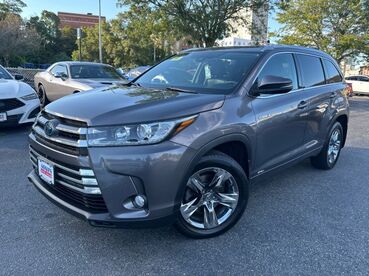 2018_Toyota_Highlander_Hybrid Limited Platinum_ Worcester MA