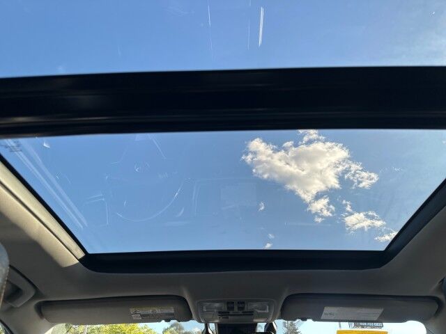 2018 Toyota Highlander Hybrid Limited Platinum Worcester MA