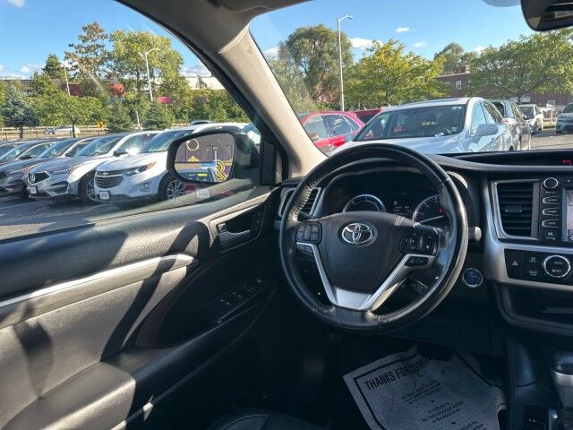 2018 Toyota Highlander Hybrid Limited Platinum Worcester MA