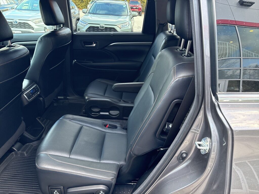 2018 Toyota Highlander Hybrid Limited Platinum Cockeysville MD