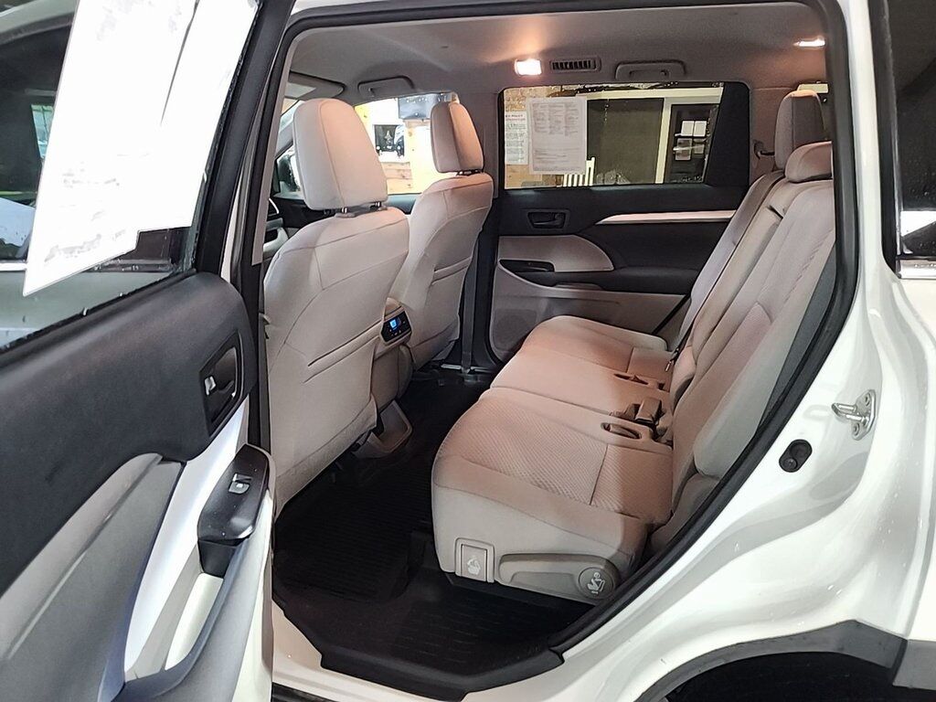 2018 Toyota Highlander LE Akron