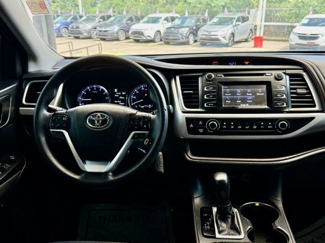 2018 Toyota Highlander LE FWD I4 Houston TX