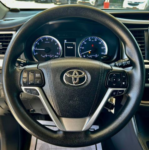 2018 Toyota Highlander LE FWD I4 Houston TX