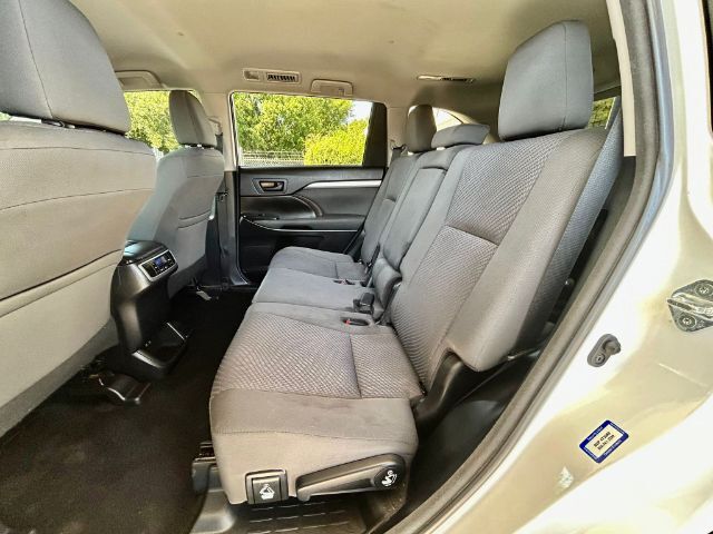 2018 Toyota Highlander LE FWD I4 Houston TX