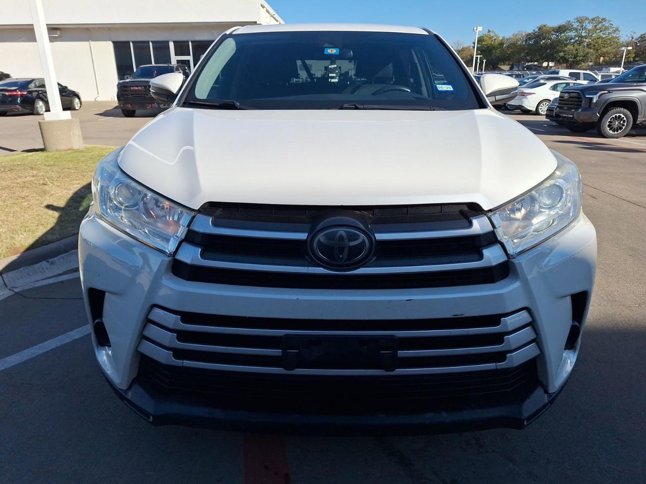 2018 Toyota Highlander LE Hurst TX