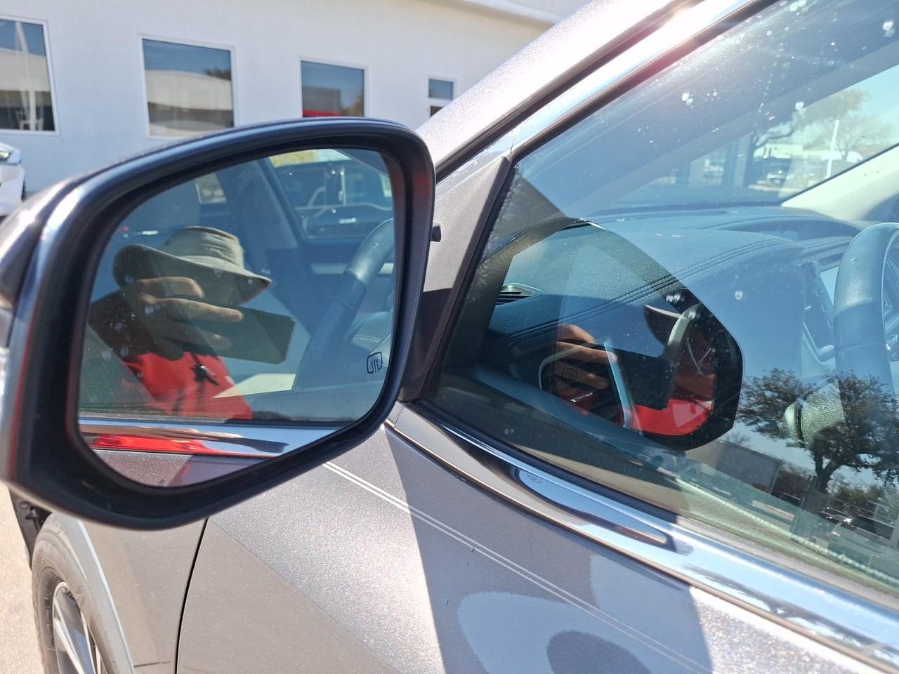 2018 Toyota Highlander LE Hurst TX