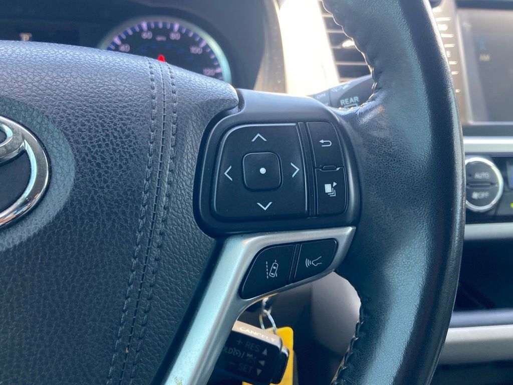 2018 Toyota Highlander LE Plus San Antonio TX