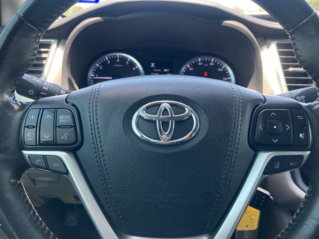 2018 Toyota Highlander LE Plus San Antonio TX