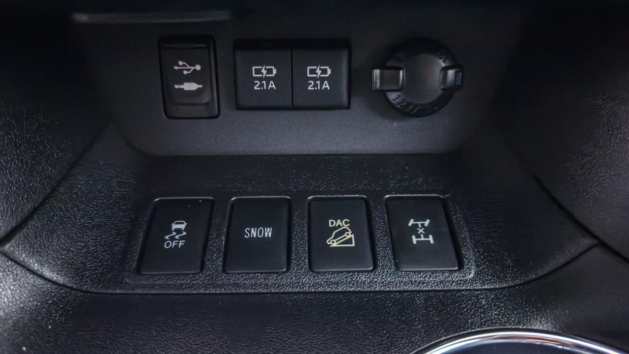 2018 Toyota Highlander LE Plus V6 AWD Tallmadge OH