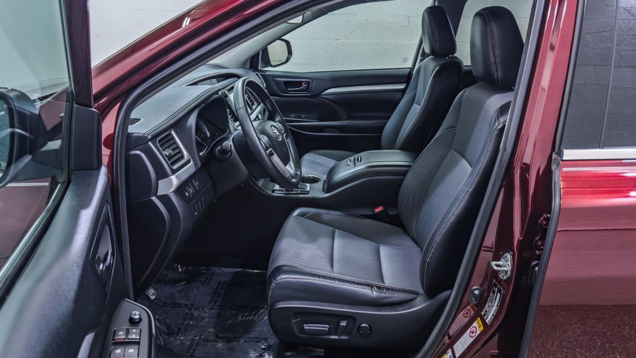 2018 Toyota Highlander LE Plus V6 AWD Tallmadge OH