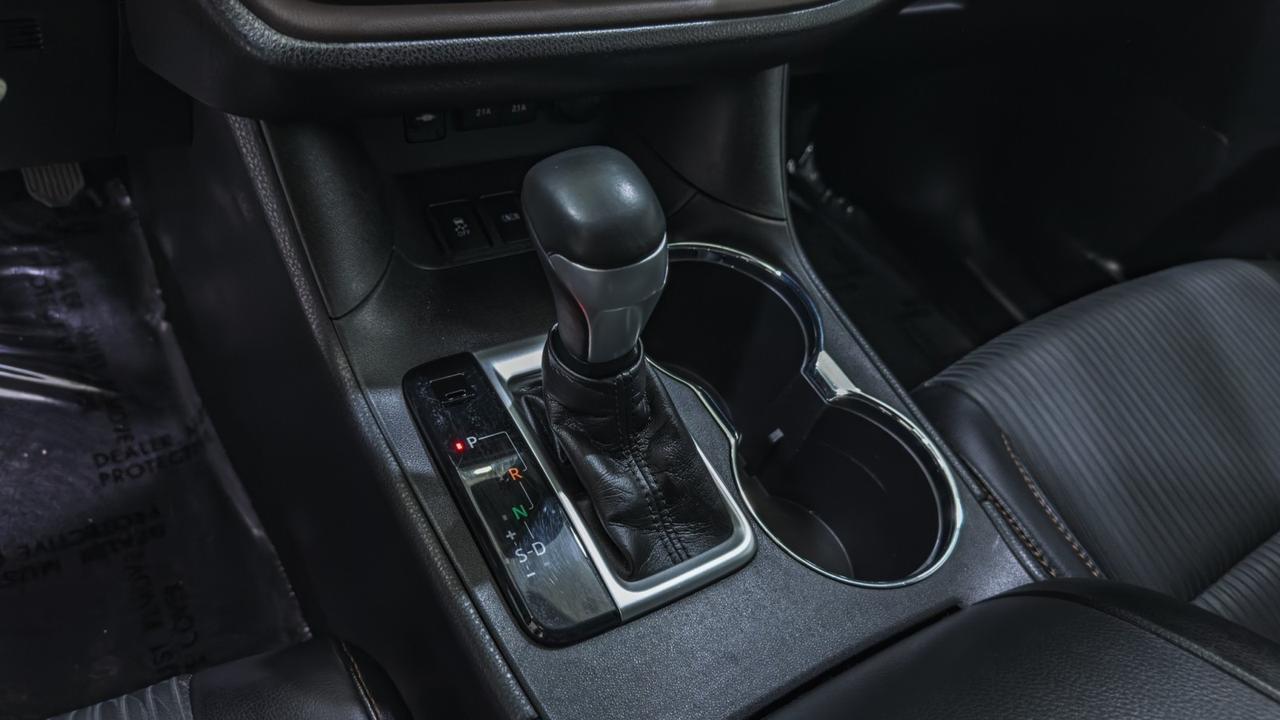 2018 Toyota Highlander LE Plus V6 AWD Tallmadge OH