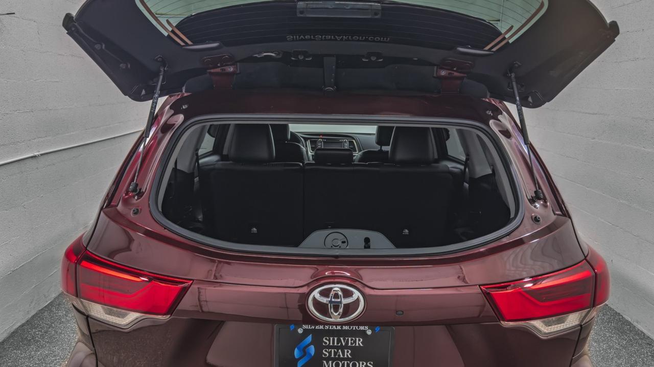 2018 Toyota Highlander LE Plus V6 AWD Tallmadge OH