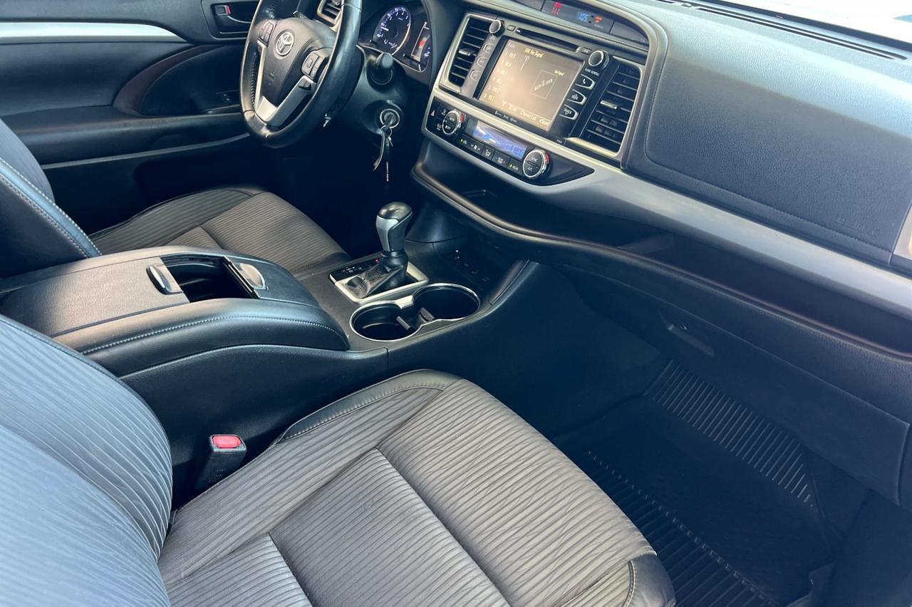 2018 Toyota Highlander LE Plus Ontario OR