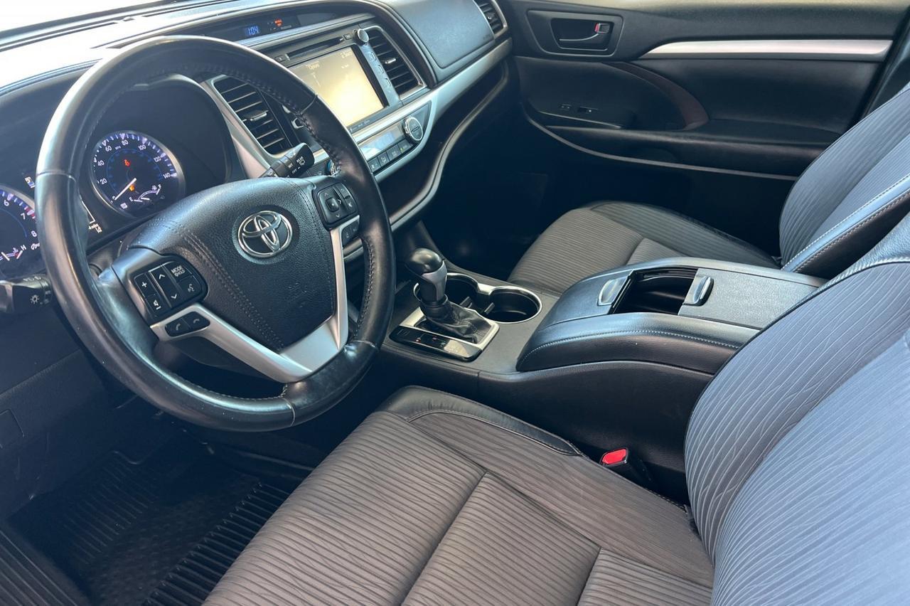 2018 Toyota Highlander LE Plus Ontario OR