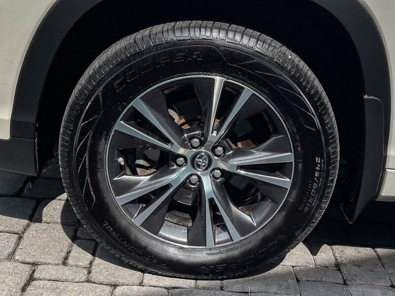 2018 Toyota Highlander LE Plus Wilmington NC
