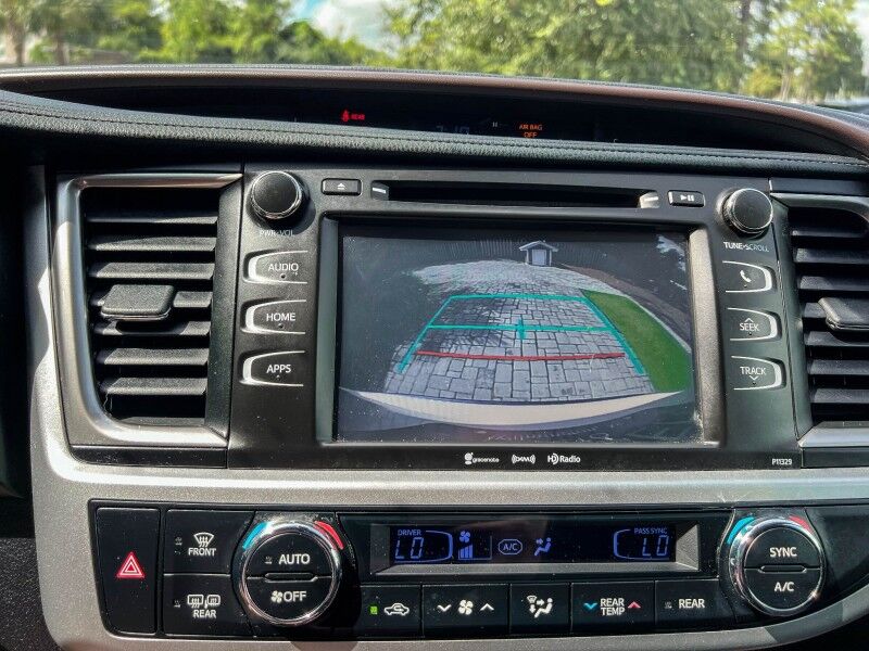 2018 Toyota Highlander LE Plus Wilmington NC