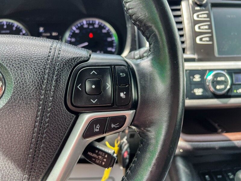 2018 Toyota Highlander LE Plus Wilmington NC