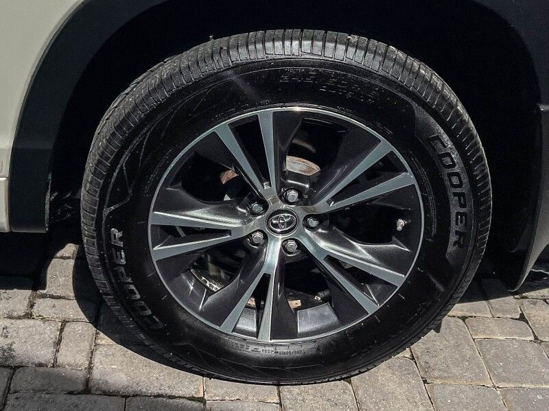 2018 Toyota Highlander LE Plus Wilmington NC