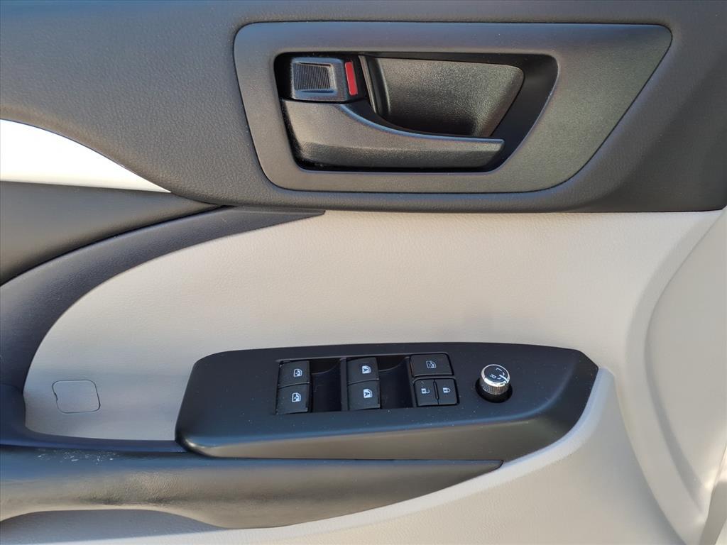 2018 Toyota Highlander LE Roanoke VA