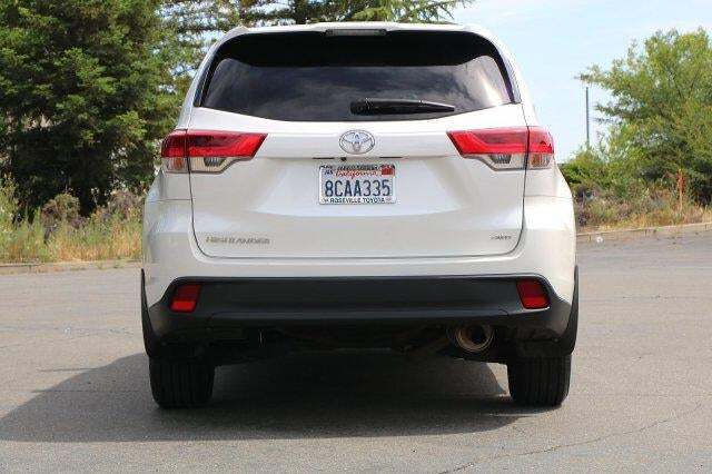 2018 Toyota Highlander LE Roseville CA