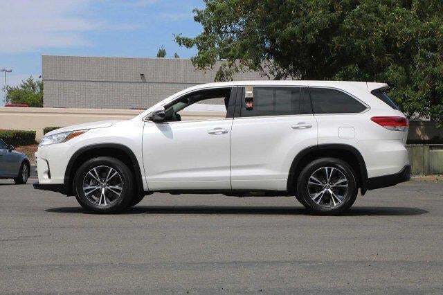 2018 Toyota Highlander LE Roseville CA