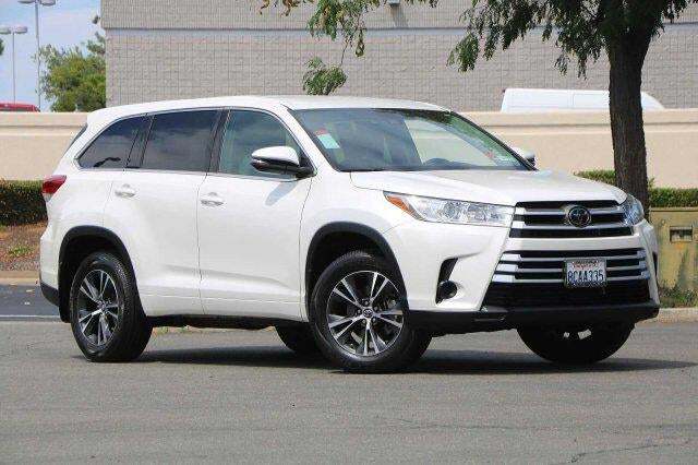 2018 Toyota Highlander LE Roseville CA