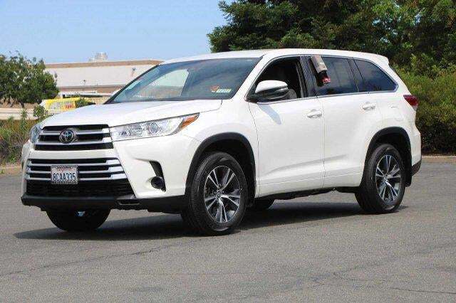 2018 Toyota Highlander LE Roseville CA