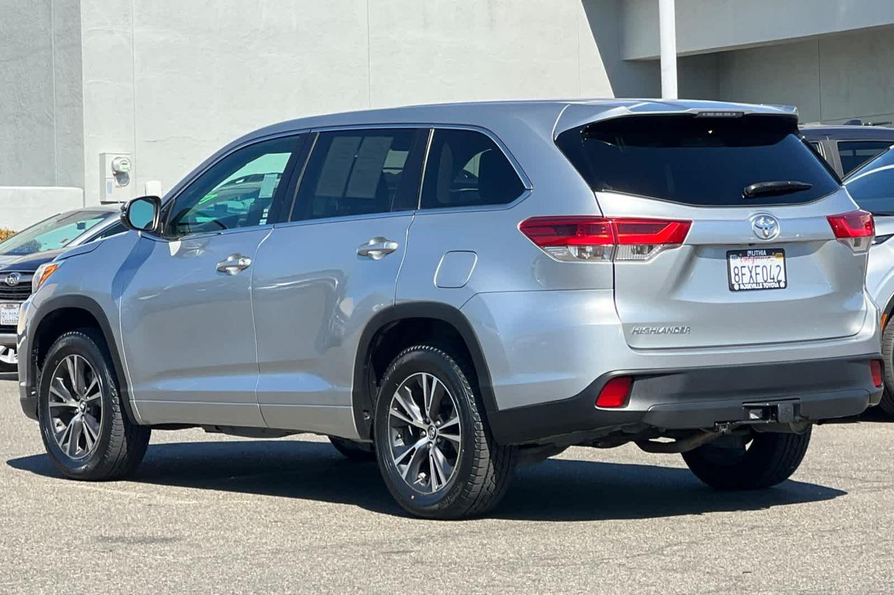 2018 Toyota Highlander LE Roseville CA