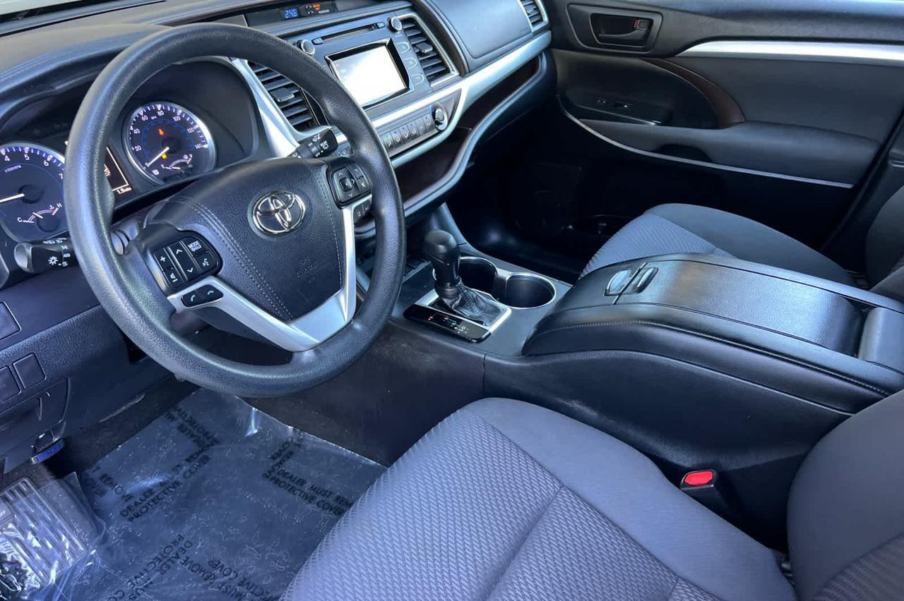 2018 Toyota Highlander LE Roseville CA