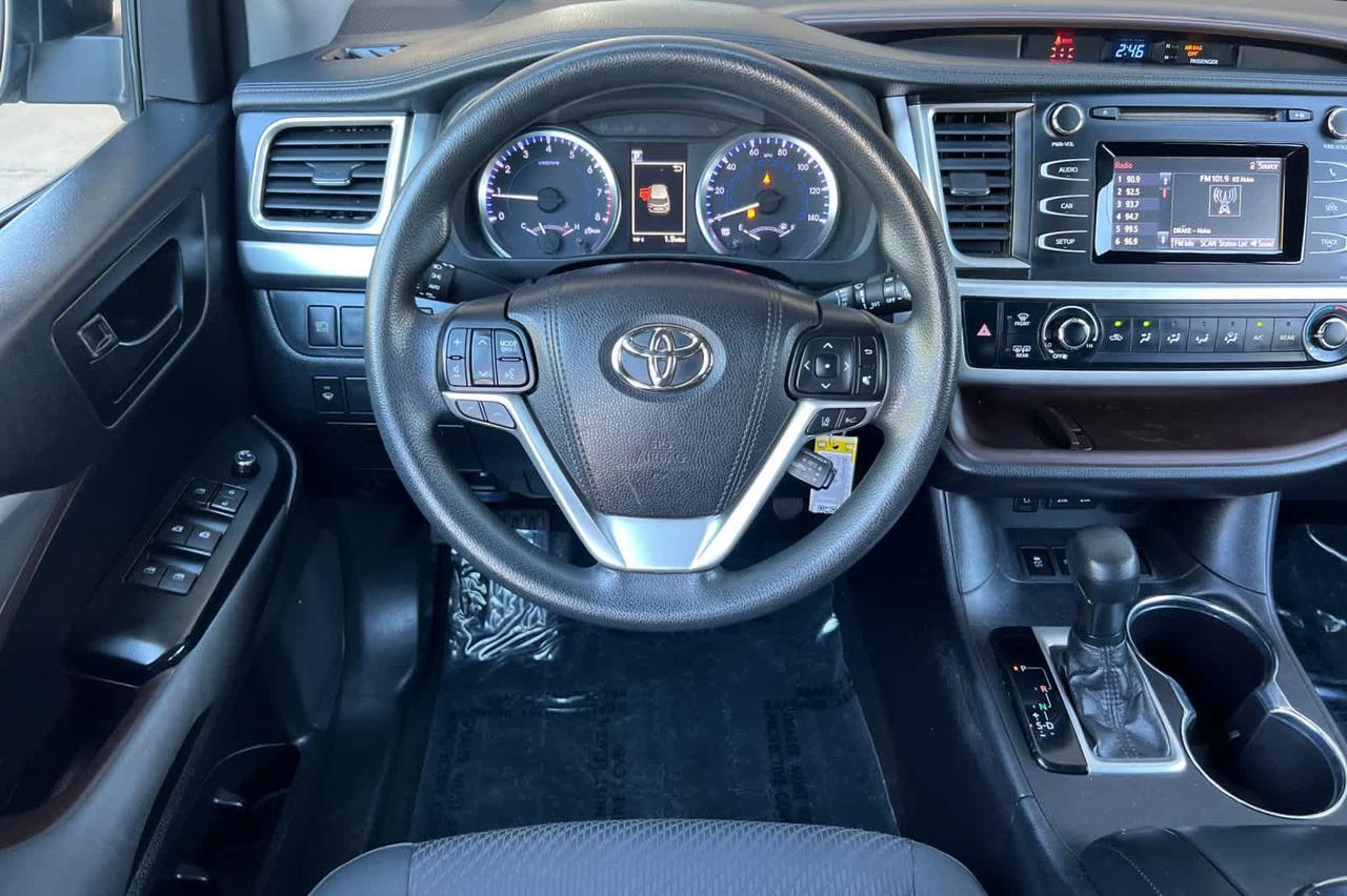 2018 Toyota Highlander LE Roseville CA
