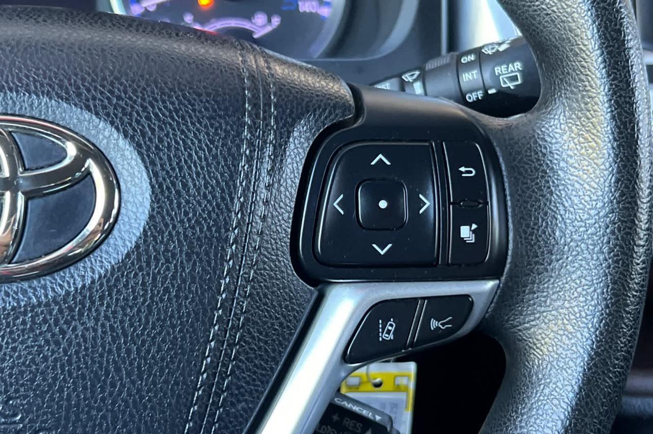 2018 Toyota Highlander LE Roseville CA