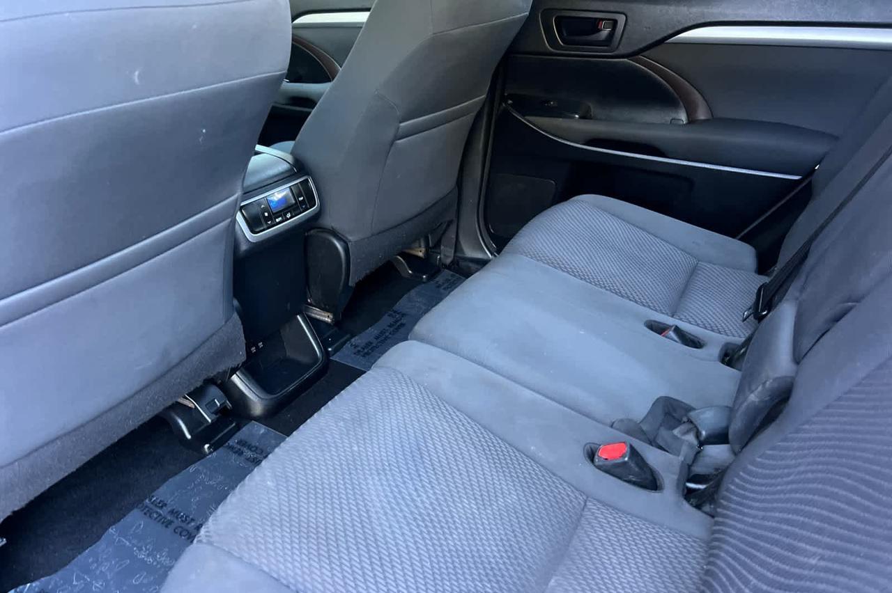 2018 Toyota Highlander LE Roseville CA