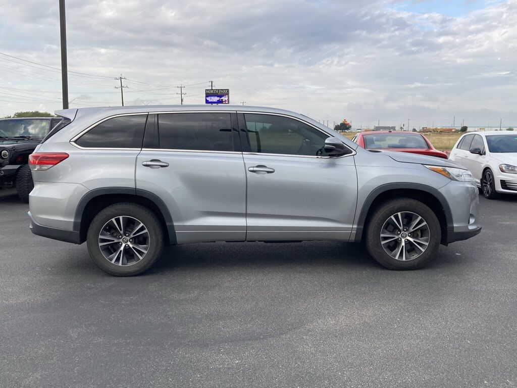 2018 Toyota Highlander LE San Antonio TX