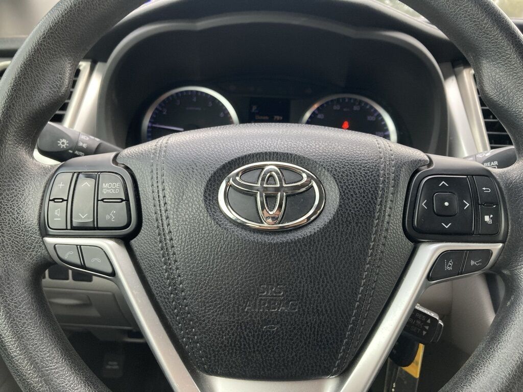 2018 Toyota Highlander LE San Antonio TX