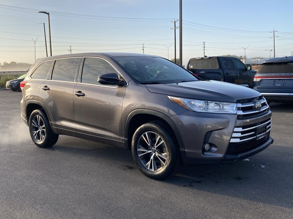 2018 Toyota Highlander LE San Antonio TX