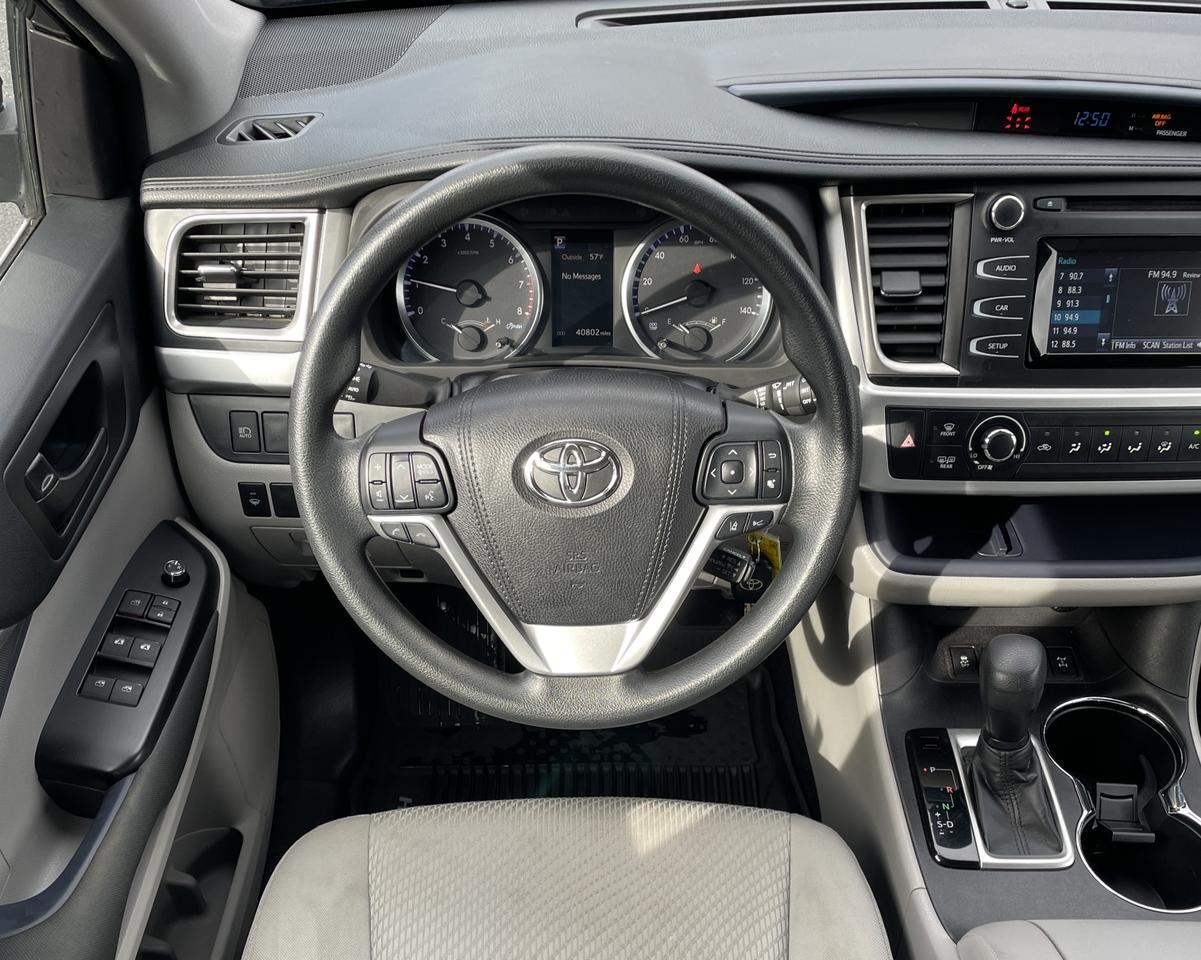 2018 Toyota Highlander LE Sport Utility 4D Port Orchard WA
