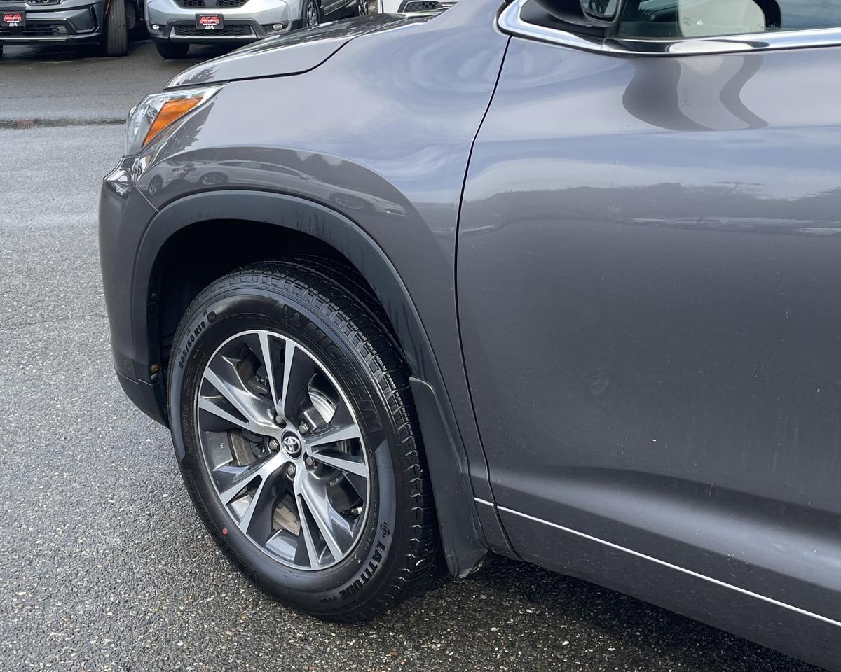 2018 Toyota Highlander LE Sport Utility 4D Port Orchard WA