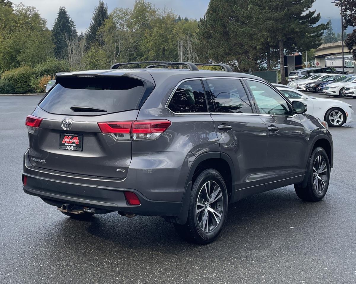 2018 Toyota Highlander LE Sport Utility 4D Port Orchard WA