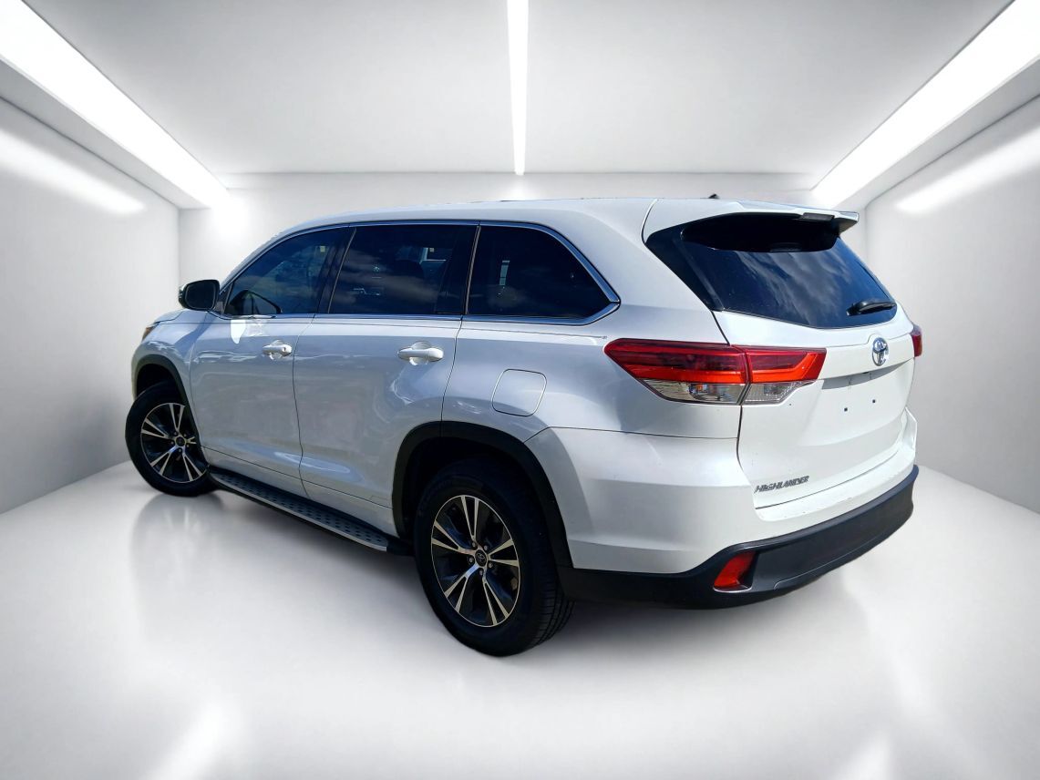2018 Toyota Highlander LE Sport Utility 4D Maitland FL
