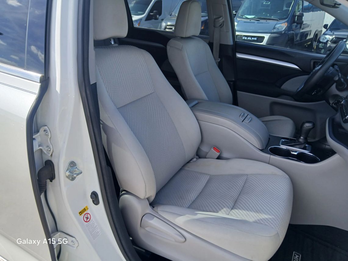 2018 Toyota Highlander LE Sport Utility 4D Maitland FL