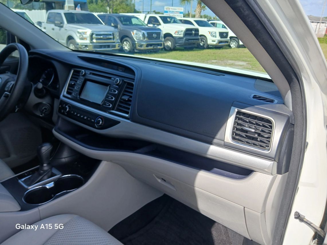 2018 Toyota Highlander LE Sport Utility 4D Maitland FL