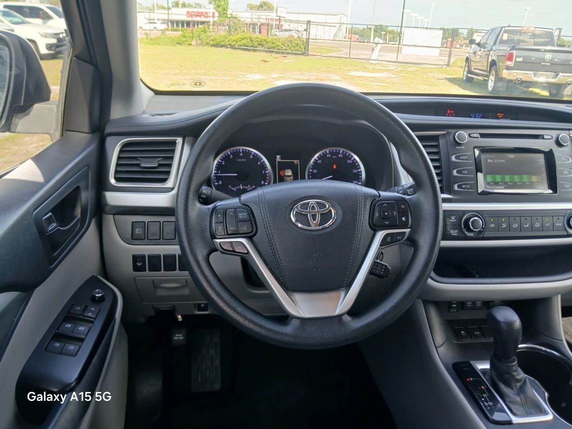 2018 Toyota Highlander LE Sport Utility 4D Maitland FL