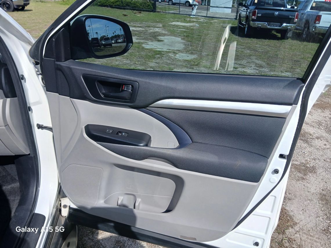 2018 Toyota Highlander LE Sport Utility 4D Maitland FL