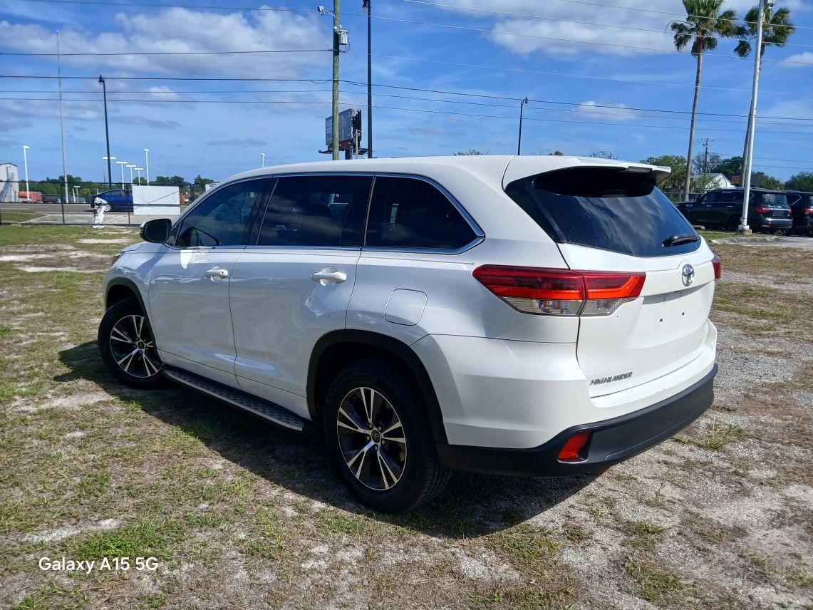 2018 Toyota Highlander LE Sport Utility 4D Maitland FL