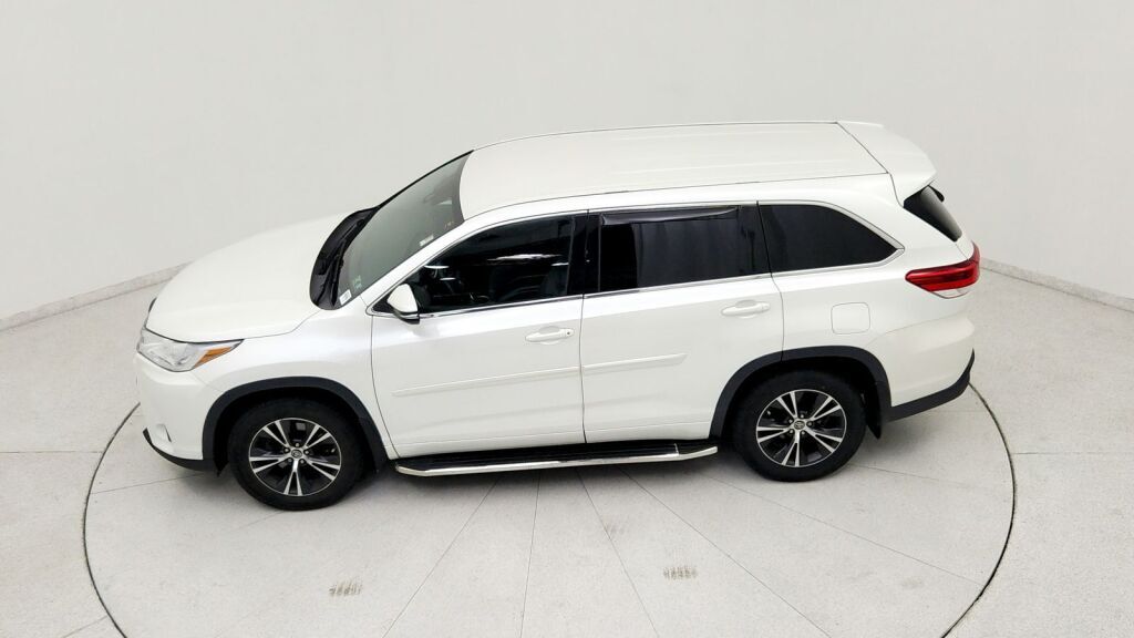 2018 Toyota Highlander LE Laurel MD