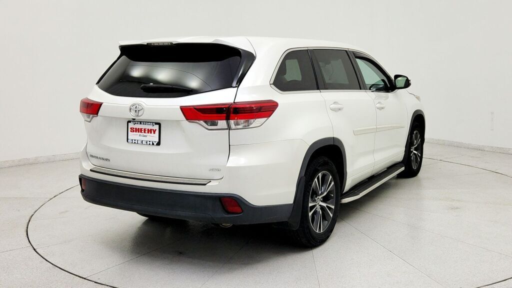 2018 Toyota Highlander LE Laurel MD