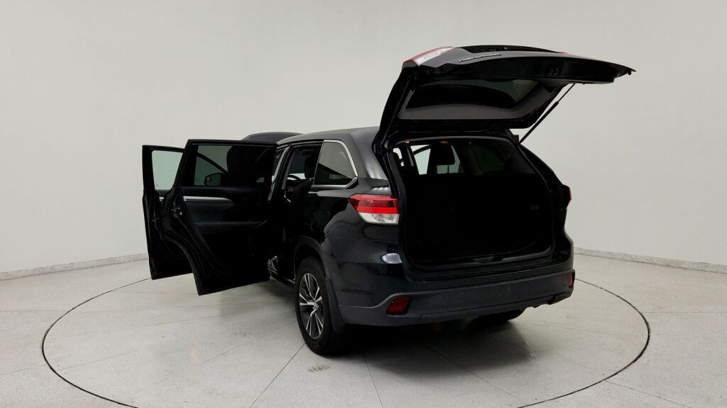 2018 Toyota Highlander LE Laurel MD