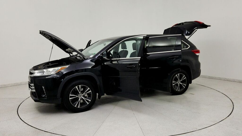 2018 Toyota Highlander LE Laurel MD