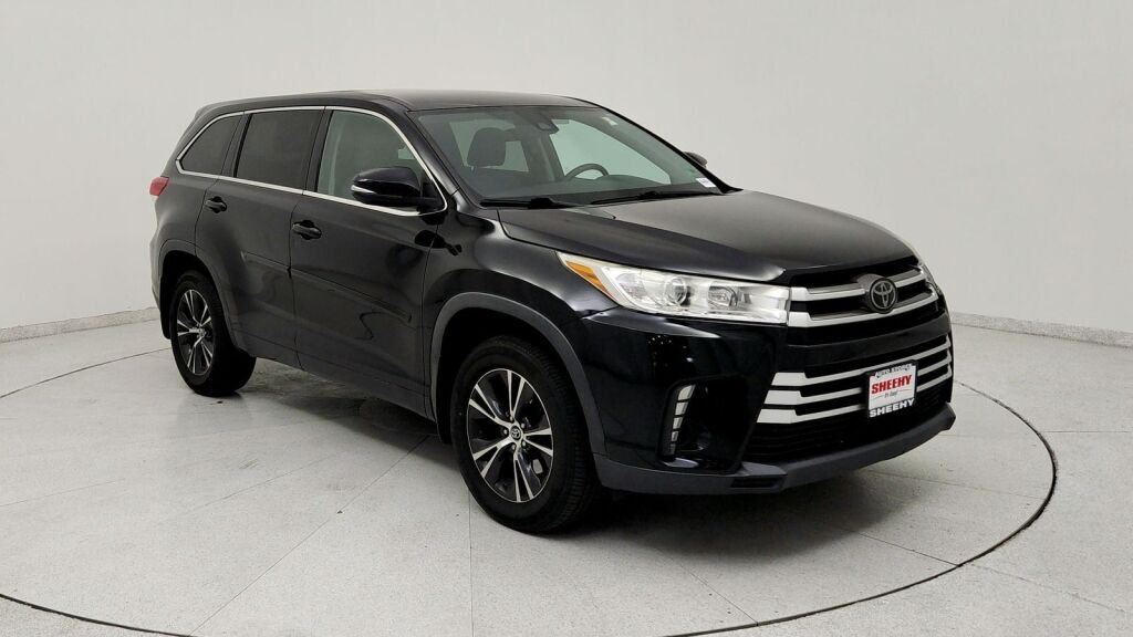 2018 Toyota Highlander LE